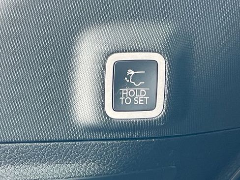 New 2026 Jeep Grand Cherokee Altitude AWD/4WD image 34