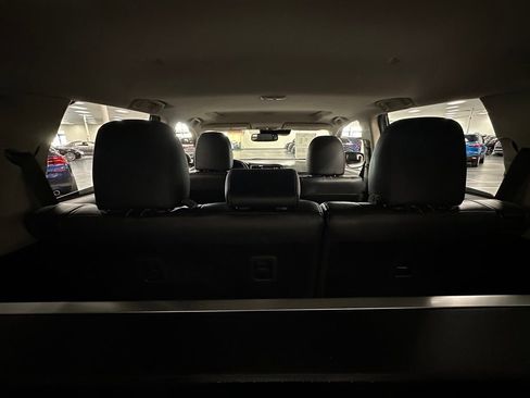 Used 2018 Mitsubishi Outlander GT AWD/4WD image 28