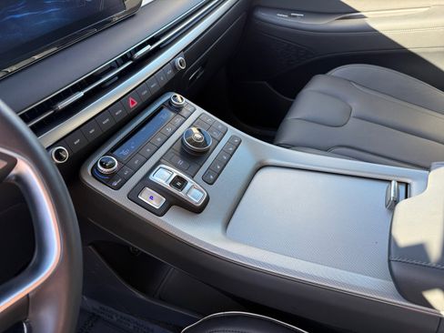 Certified 2025 Hyundai Palisade SEL image 13