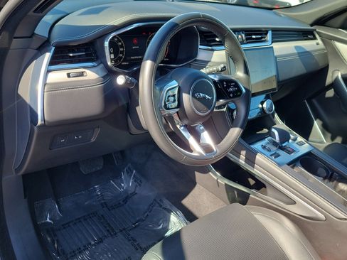 Used 2025 Jaguar F-PACE R-Dynamic S AWD/4WD image 20