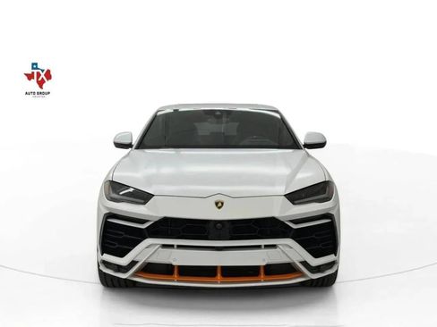 Used 2022 Lamborghini Urus AWD/4WD image 6