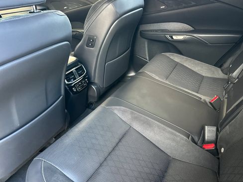 Used 2025 Lexus RX 450h AWD w/ Convenience Package image 9