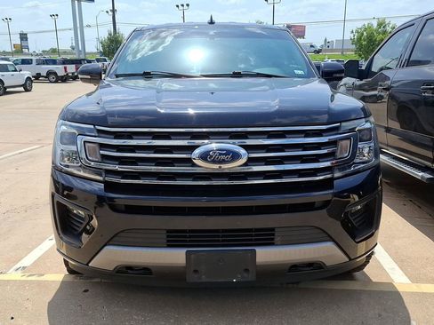 Used 2021 Ford Expedition Max XLT AWD/4WD image 5