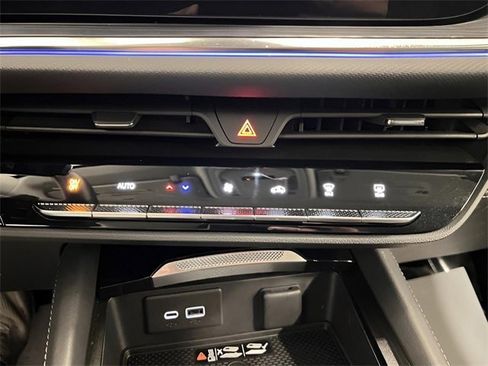 Certified 2025 Buick Envision Preferred image 24