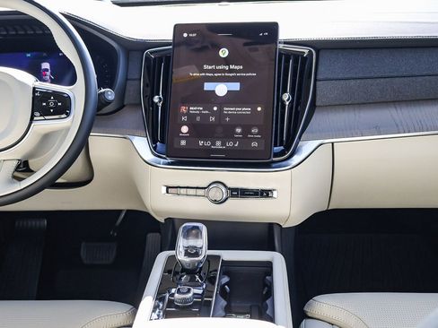 New 2026 Volvo XC90 B6 Ultra image 24