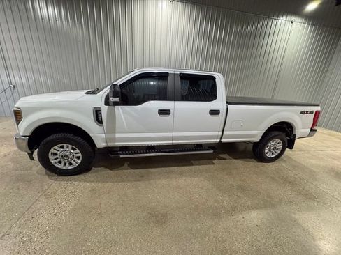 Used 2018 Ford F250 XL w/ STX Appearance Package AWD/4WD image 2