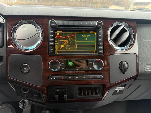 Used 2009 Ford F250 Lariat image 20