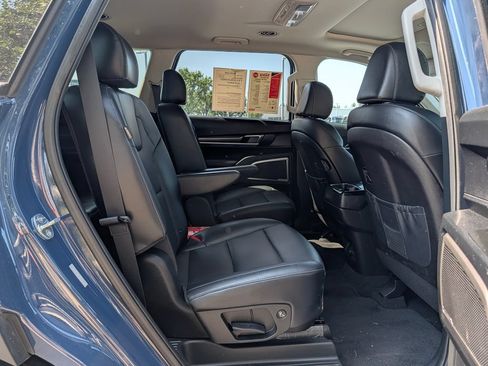Used 2023 Kia Telluride S w/ S Sunroof Package AWD/4WD image 18