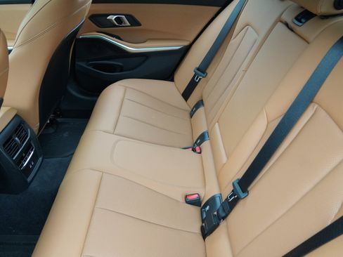 Used 2026 BMW 330i Sedan w/ Convenience Package RWD image 36