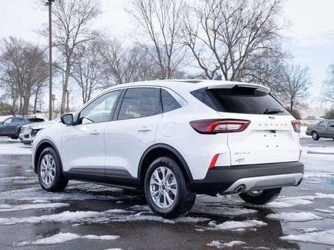 Used 2024 Ford Escape Active image 4