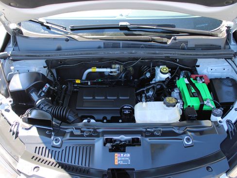 Used 2021 Buick Encore Preferred image 10