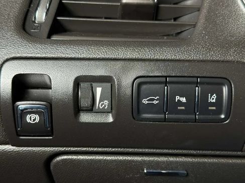 Used 2014 Chevrolet Impala LT w/ Convenience Package FWD image 29