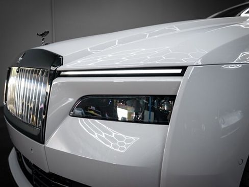 Used 2025 Rolls-Royce Spectre Black Badge w/ Spectre Enhancement Package image 12