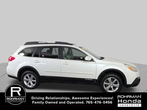 Used 2014 Subaru Outback 2.5i Limited w/ Moonroof Package AWD/4WD image 2