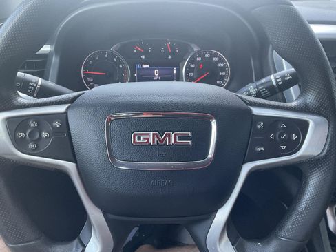 Used 2023 GMC Acadia SLE w/ LPO, Floor Liner Package AWD/4WD image 16