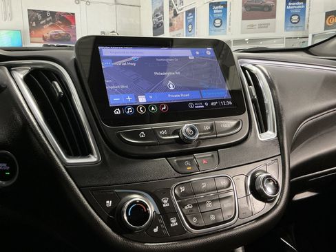 Used 2024 Chevrolet Malibu LT image 27