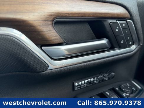 New 2026 Chevrolet Silverado 1500 High Country w/ High Country Premium Package AWD/4WD image 28