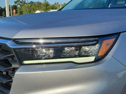 Used 2023 Honda Pilot EX-L image 10