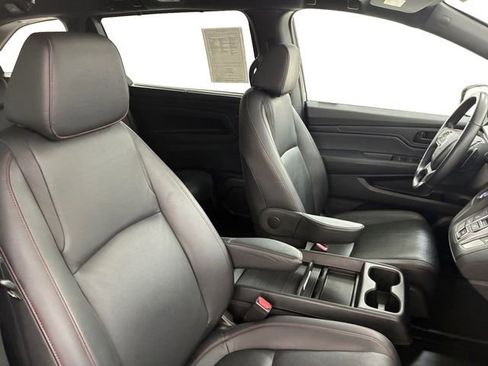 Used 2023 Honda Odyssey Sport image 14