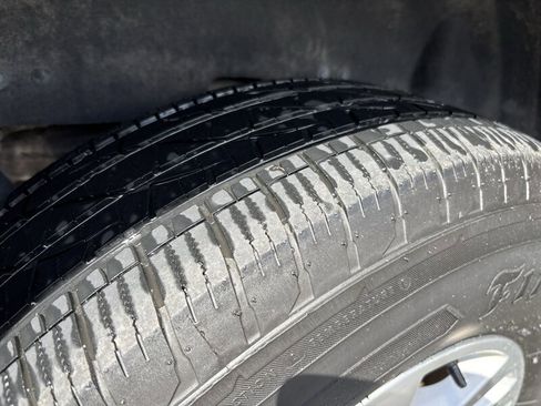 Used 2017 Chevrolet Tahoe LT AWD/4WD image 18