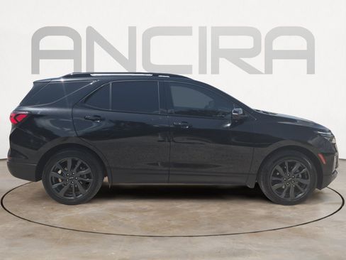 Used 2023 Chevrolet Equinox RS w/ RS Leather Package FWD image 11