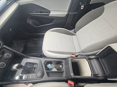 Used 2022 Volkswagen Taos SE image 26