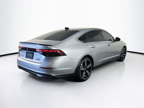 Used 2023 Honda Accord Sport image 9