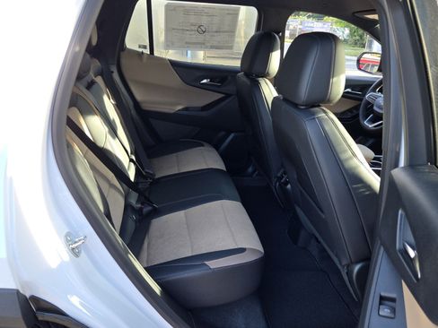 New 2026 Chevrolet Equinox ACTIV w/ Convenience Package III FWD image 22