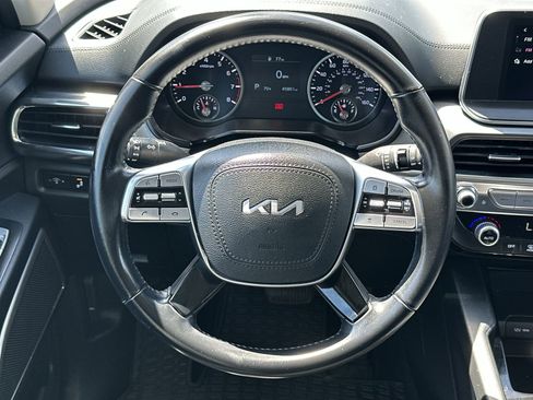 Used 2022 Kia Telluride LX AWD/4WD image 19