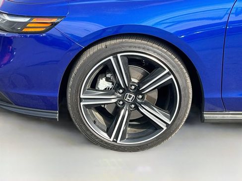 Used 2025 Honda Accord Sport image 31