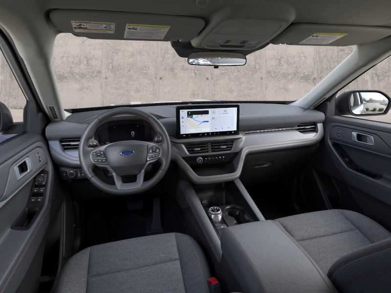 Used 2026 Ford Explorer Active AWD/4WD image 9