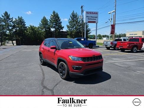 Used 2021 Jeep Compass Latitude AWD/4WD image 1