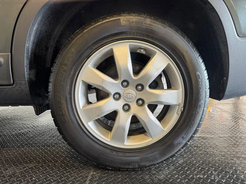 Used 2011 Kia Sorento 2WD w/ Convenience Pkg image 33