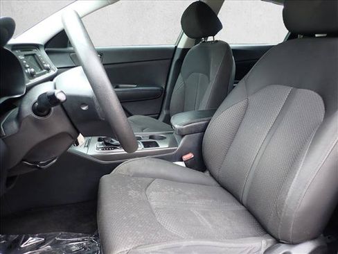 Used 2016 Kia Optima LX FWD image 10