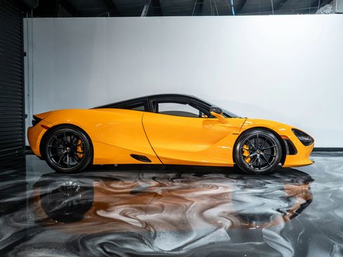 Used 2018 McLaren 720S Performance image 8