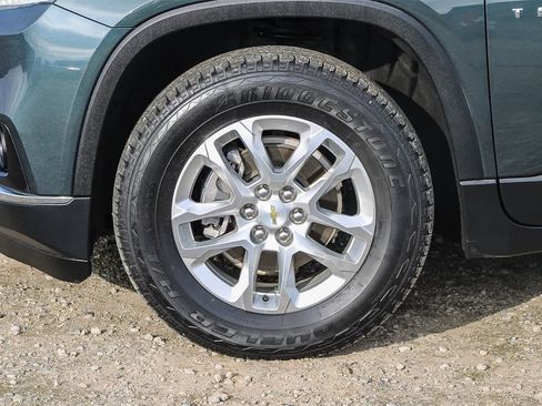 Used 2018 Chevrolet Traverse LT image 9