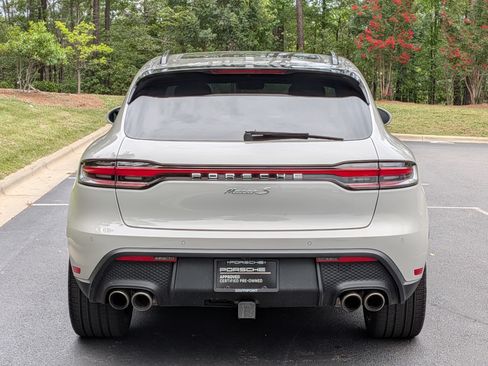 Certified 2025 Porsche Macan S AWD/4WD image 28