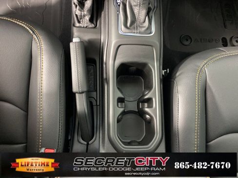 New 2026 Jeep Gladiator Sport image 25