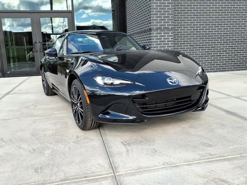 New 2025 MAZDA MX-5 Miata RF Grand Touring image 2