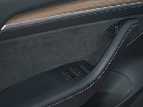 Used 2023 Tesla Model 3 Performance AWD/4WD image 18