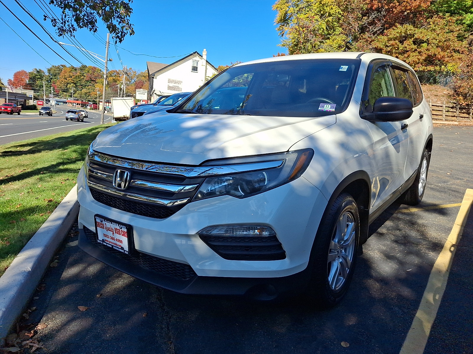 Certified 2017 Honda Pilot LX image 3