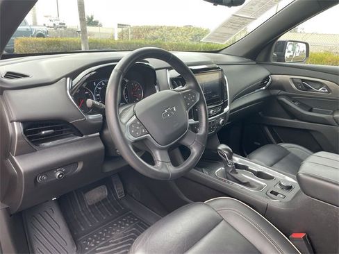 Used 2022 Chevrolet Traverse Premier w/ Redline Edition image 10