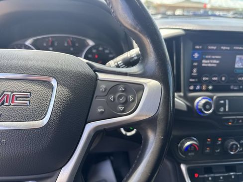 Used 2022 GMC Terrain SLT AWD/4WD image 18