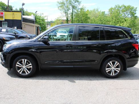 Used 2018 Honda Pilot EX image 12
