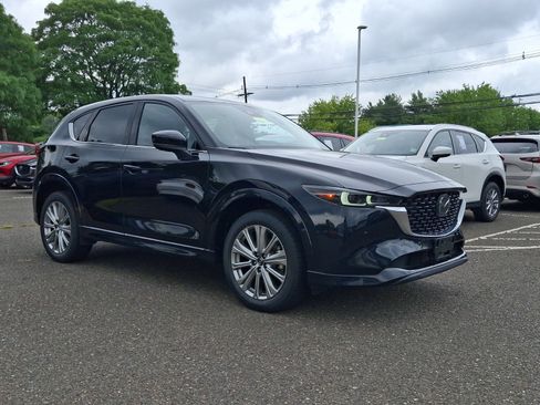 Used 2023 MAZDA CX-5 Signature AWD/4WD image 1