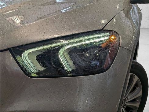 Used 2020 Mercedes-Benz GLE 350 4MATIC image 2