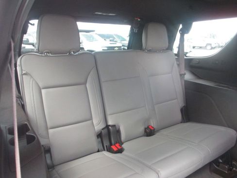 Used 2021 GMC Yukon SLT w/ SLT Premium Package RWD image 26