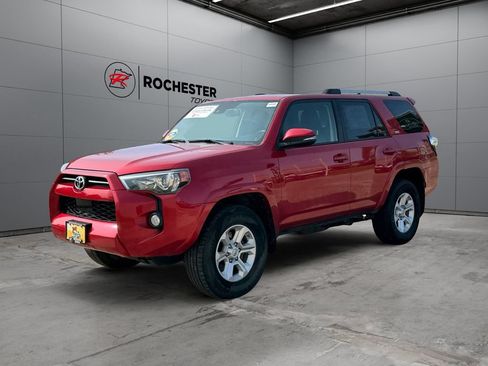 Certified 2020 Toyota 4Runner SR5 Premium AWD/4WD image 7
