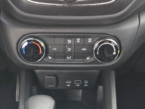 Used 2023 Chevrolet TrailBlazer LT image 8