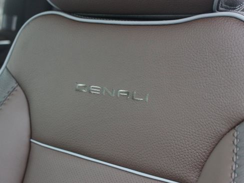 New 2026 GMC Sierra 2500 Denali w/ Denali Reserve Package image 14